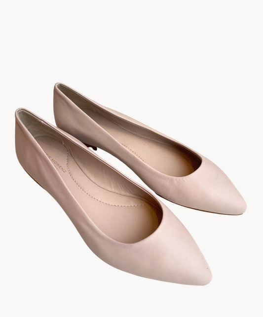 Eleganter Ballerina in Nude